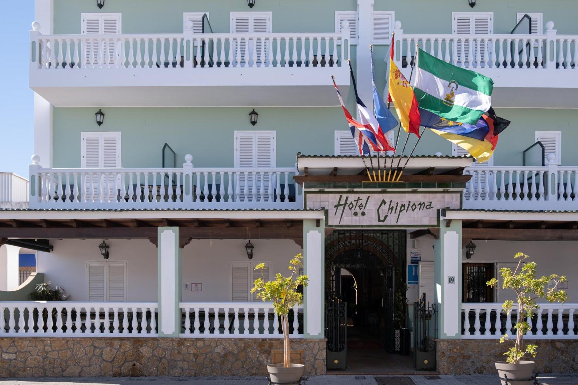Hotel Чипиона Экстерьер фото